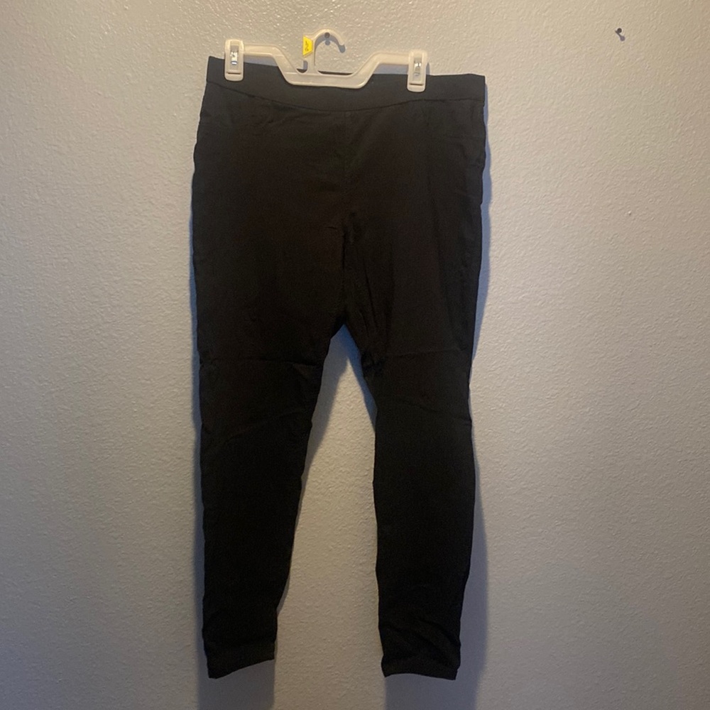 Stretchy slack pants